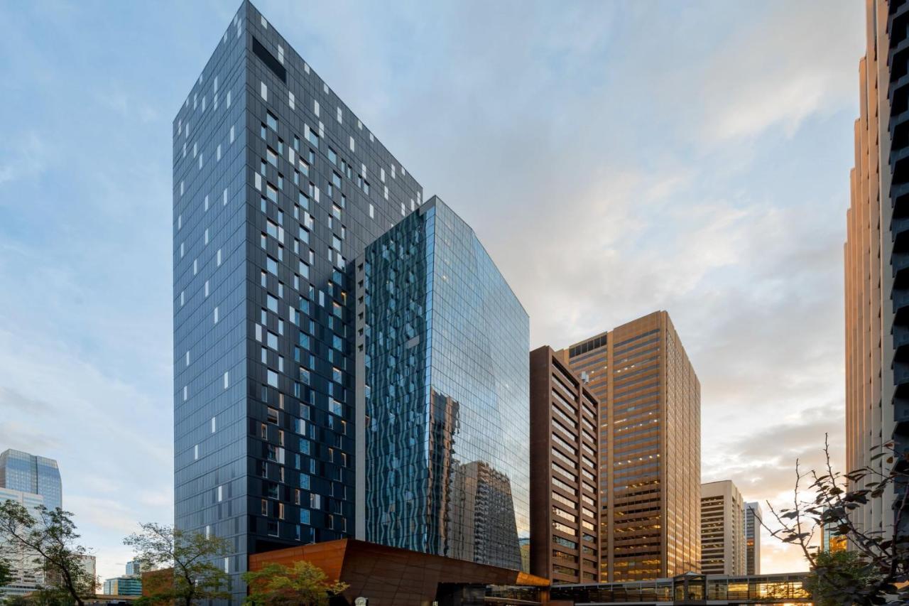 Courtyard By Marriott Calgary Downtown Hotel Exterior foto