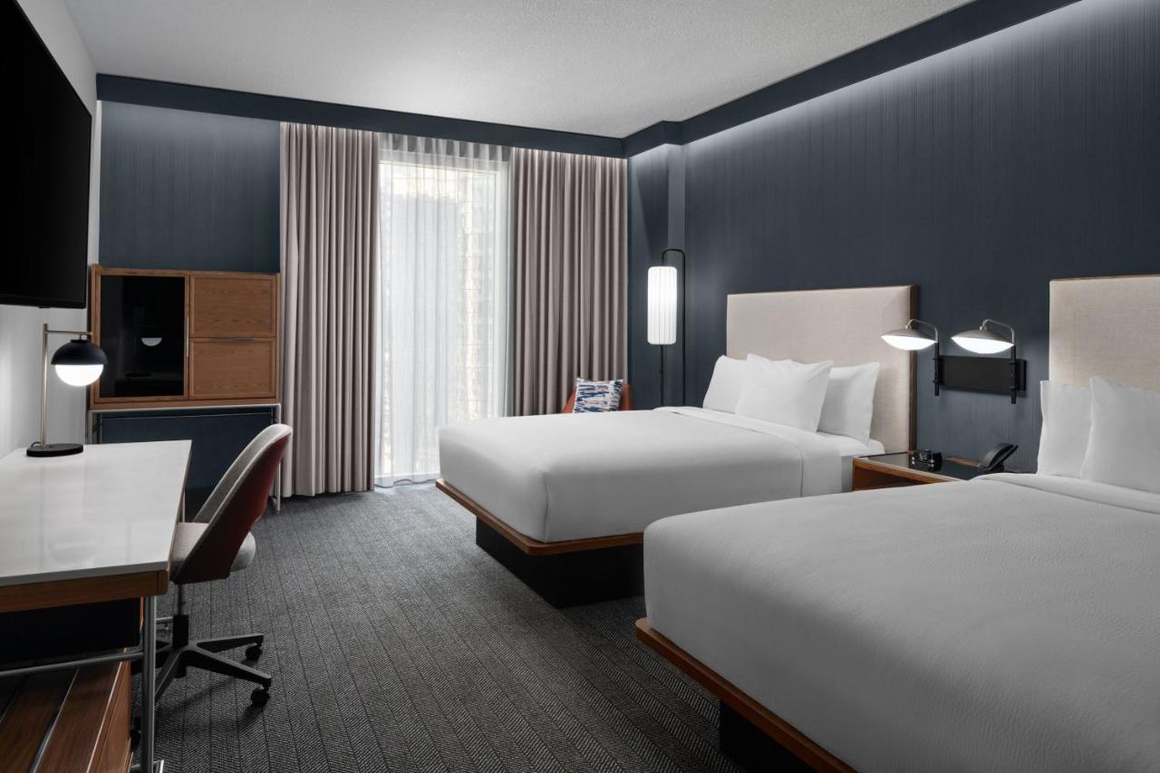 Courtyard By Marriott Calgary Downtown Hotel Exterior foto